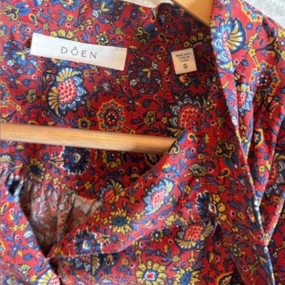 DÔEN JOSSELINE TOP IN ROUGE RIVIERA MEDALLION, brand new, without tags. - Picture 4 of 8